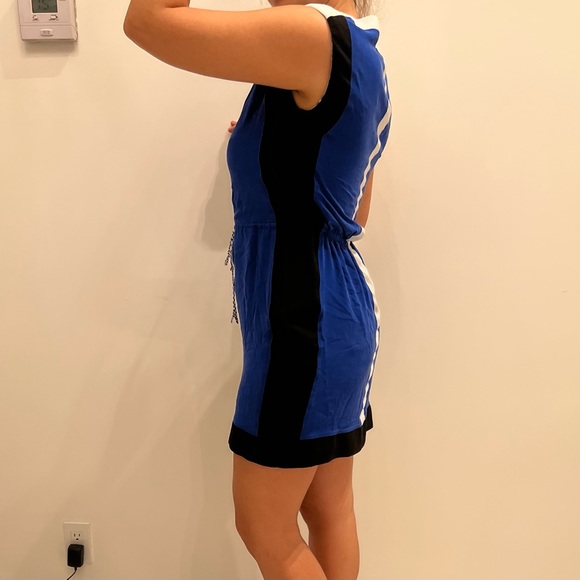 Silk midi Dress - Picture 5 of 8